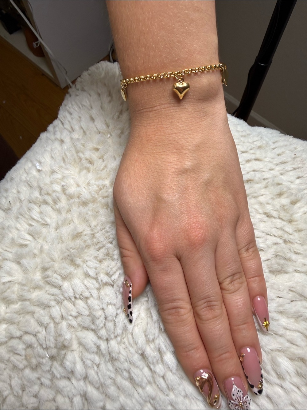 Gold Heart Charm Bracelet - Women's Gold Bracelet
